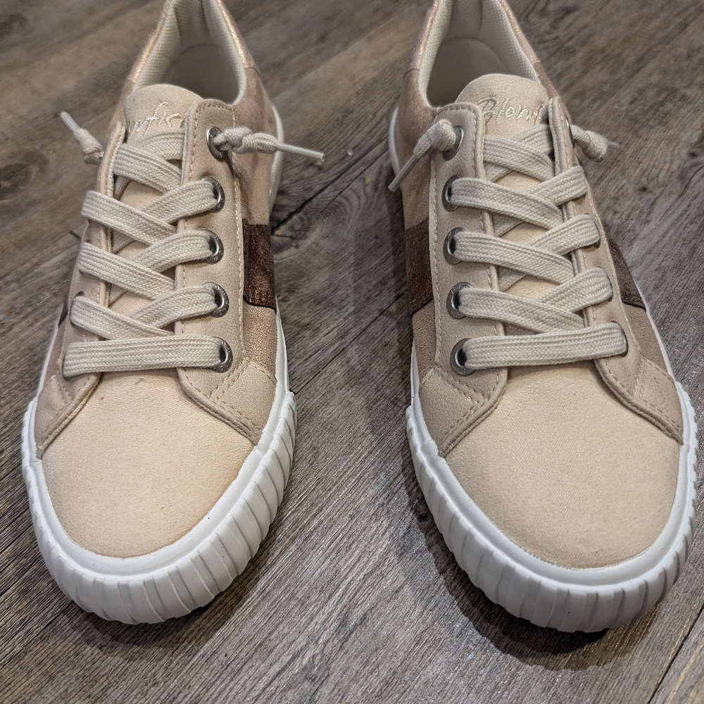 Blowfish Malibu Beige Sneakers